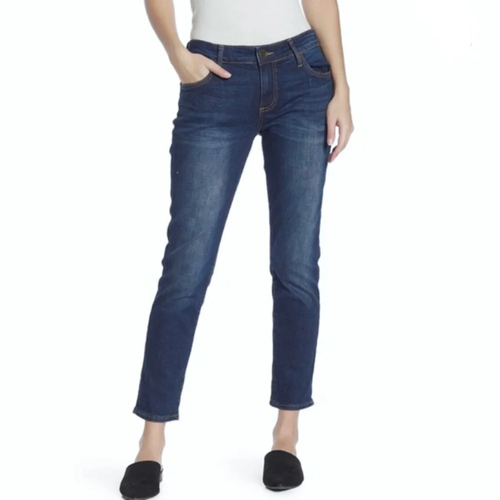 KUT From The Kloth 9” Rise Katy Boyfriend Medium Wash Blue Jeans Size 6 in EUC